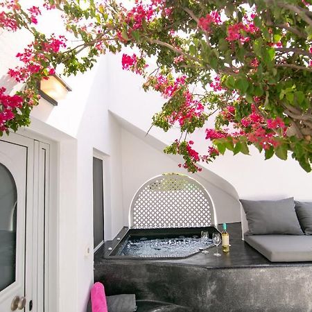 Sensia Luxury Apartment With Hot Tub Ía Eksteriør bilde